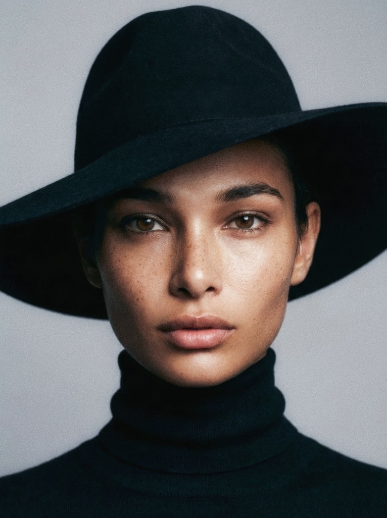 Carmen Cruzoe — black hat portrait